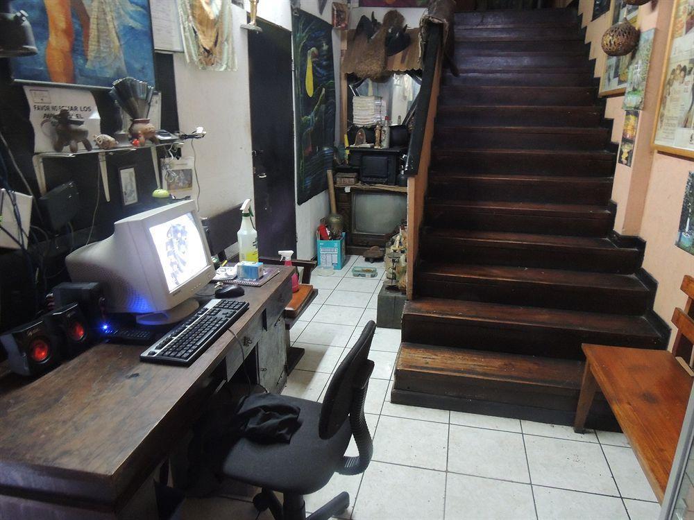Hostal Del Este Santa Fe ซานโฮเซ ภายนอก รูปภาพ